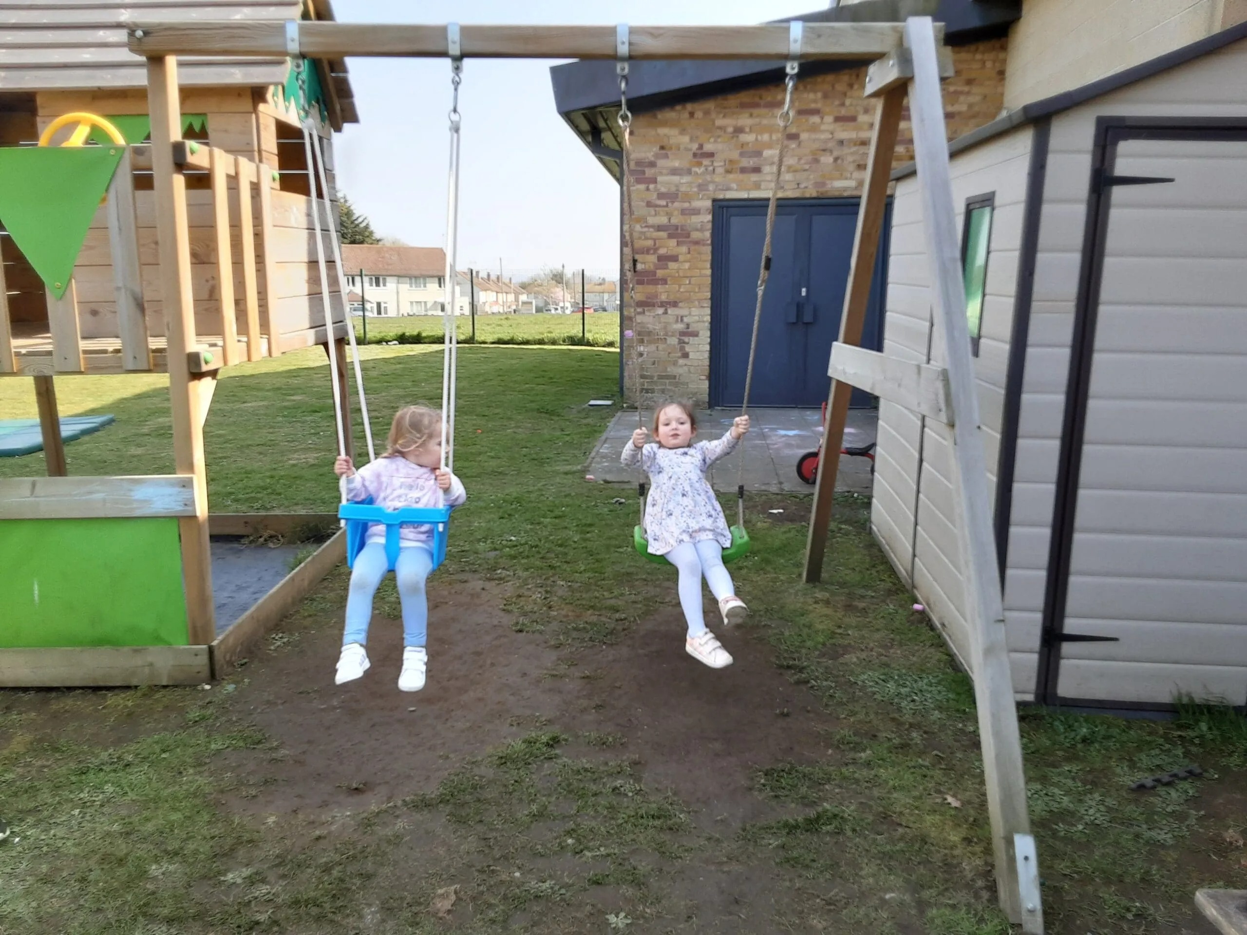 Children enjoying Daisy Chains Nursery